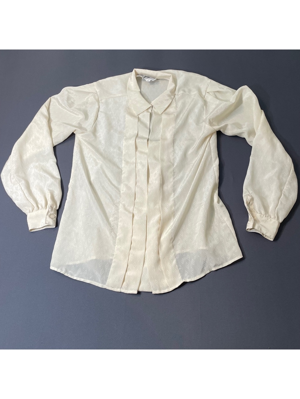 Anne Klein Women's Ivory Long Sleeve Button-Up Sheer Blouse Size 6